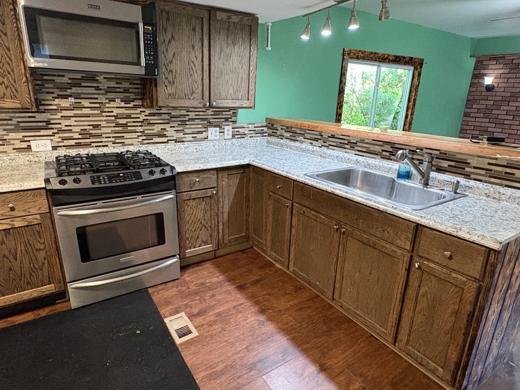 Photo of 6 Evergreen Lane, Marlborough, NH 03455 (MLS # 5103890)