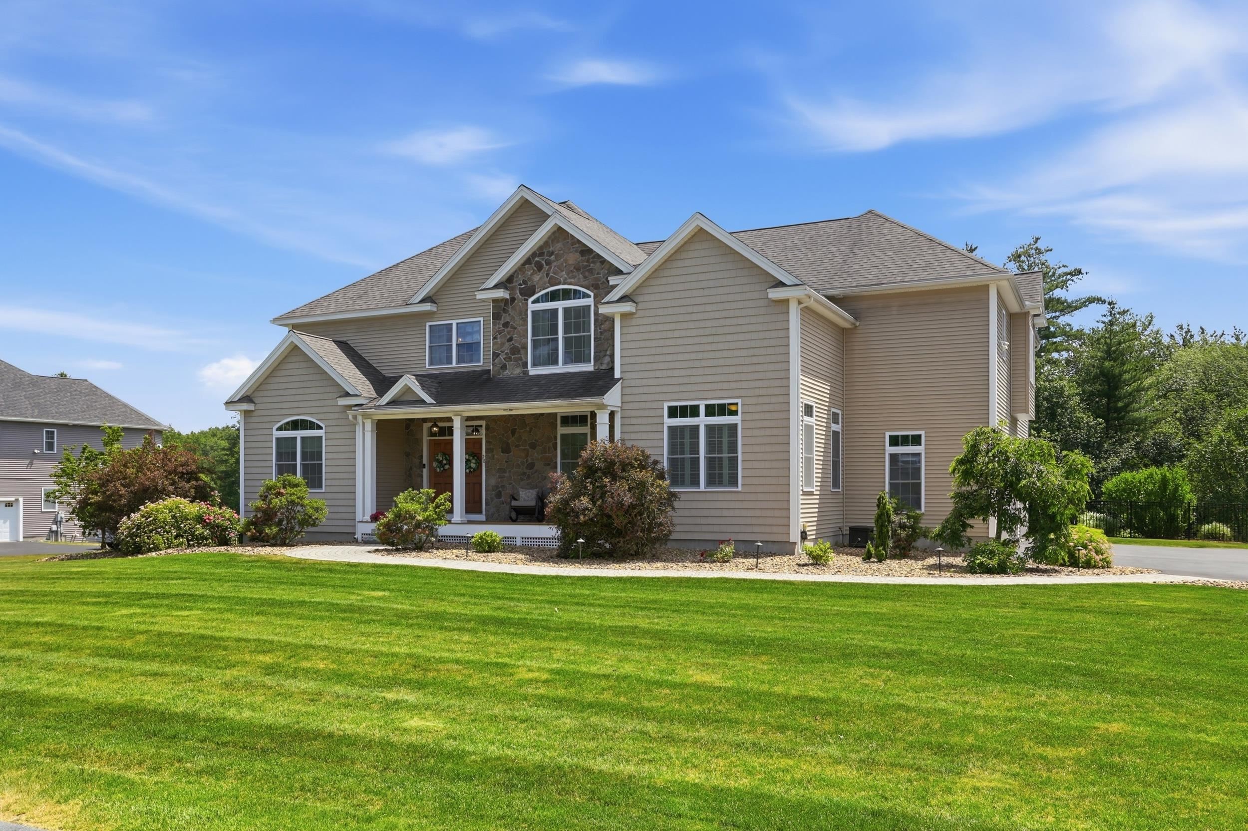 28 Lamplighter Lane