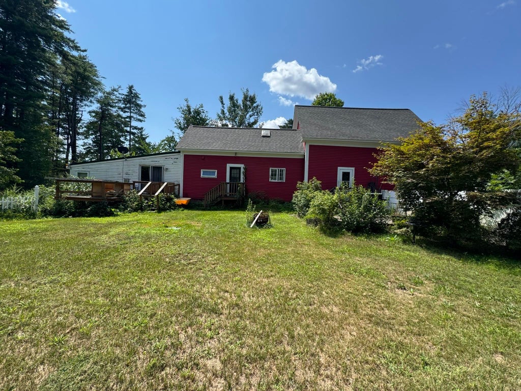 Photo of 28 Auburn Road, Londonderry, NH 03053 (MLS # 5106323)