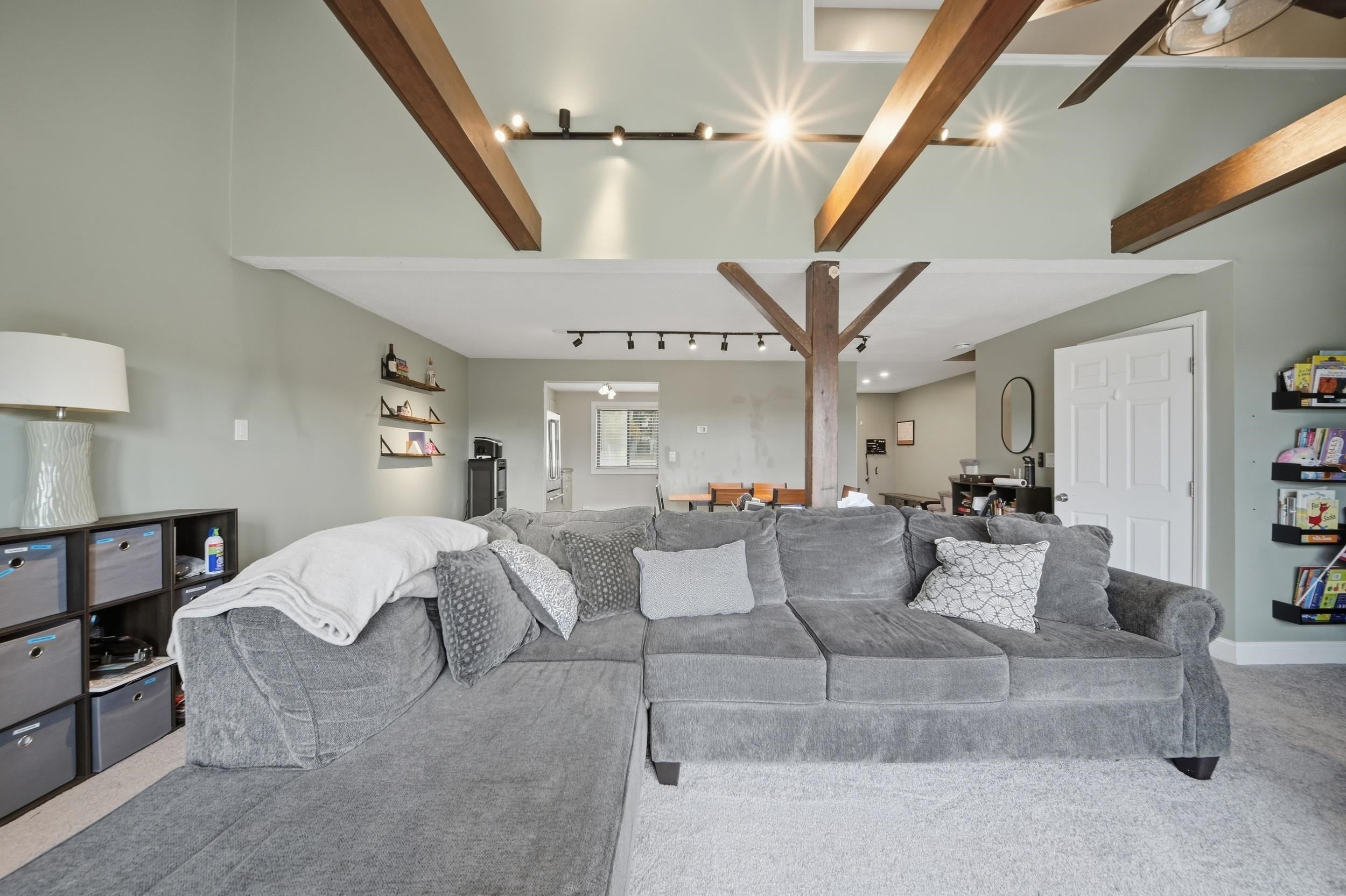 71 Old Nashua Road 47