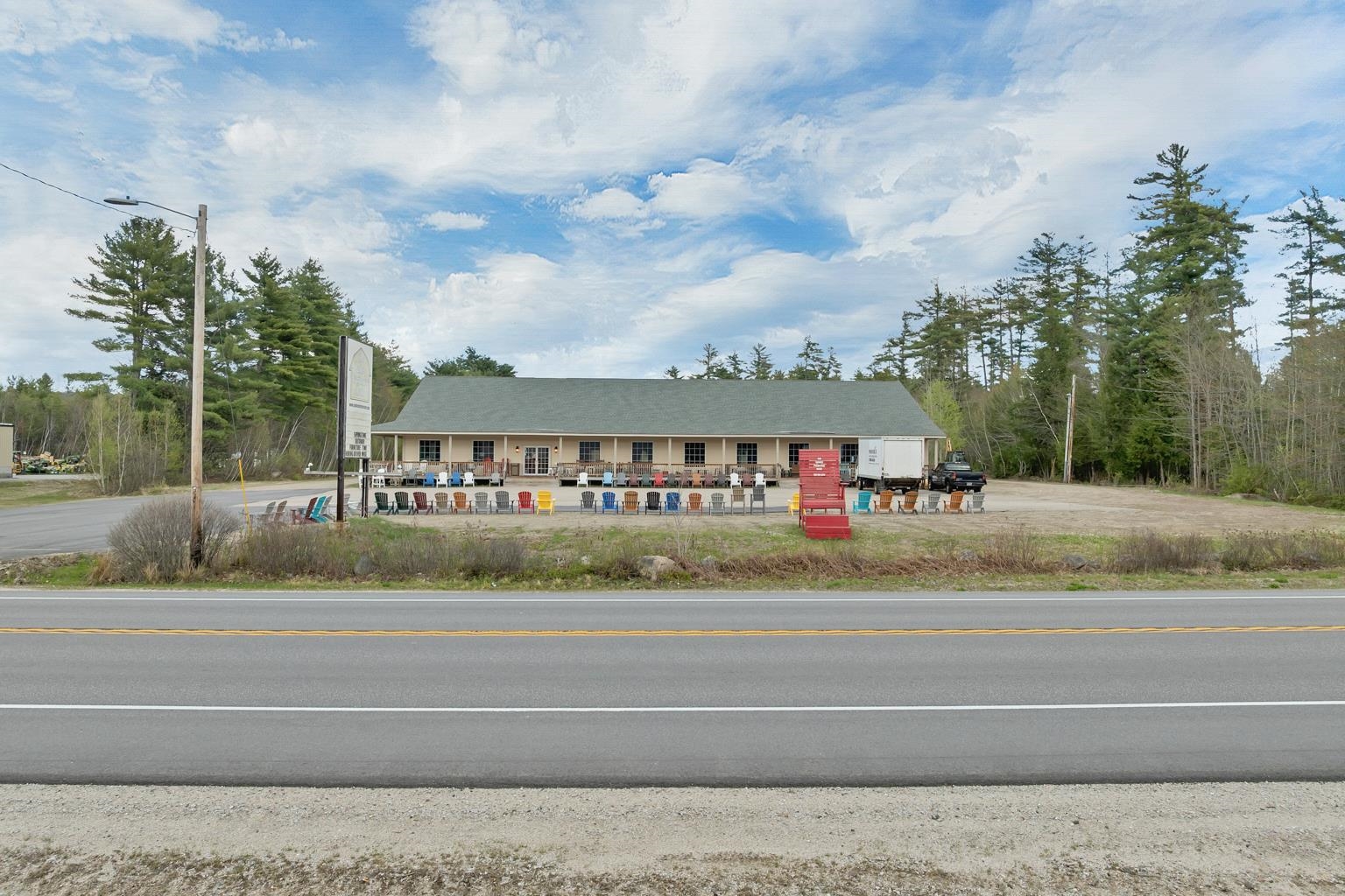 1210 White Mountain Highway