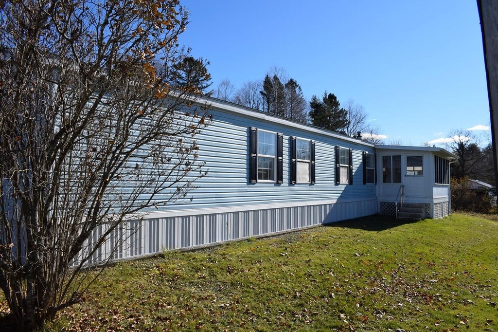 Photo of 8 Ridgview Terrace, Dalton, NH 03598 (MLS # 5115860)