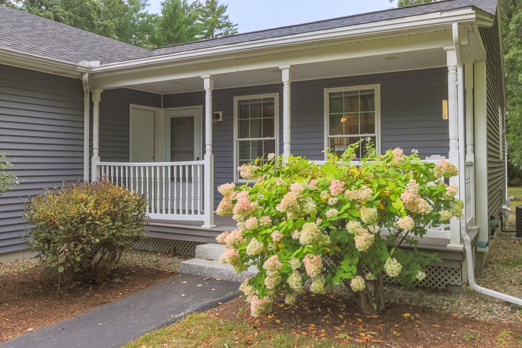 Photo of 14 Tower Circle, Concord, NH 03303 (MLS # 5110710)