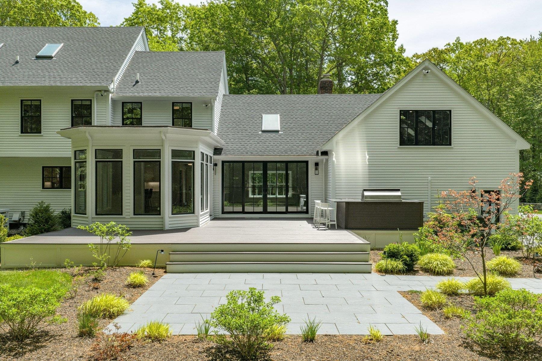 13 Rockrimmon Road