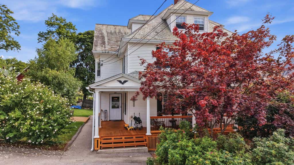 Photo of 283 Orange Street, Manchester, NH 03104 (MLS # 5106267)