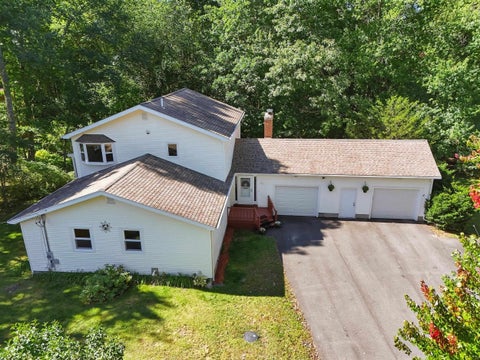 Photo of 23 Scotland Avenue, Salem, NH 03079 (MLS # 5110290)
