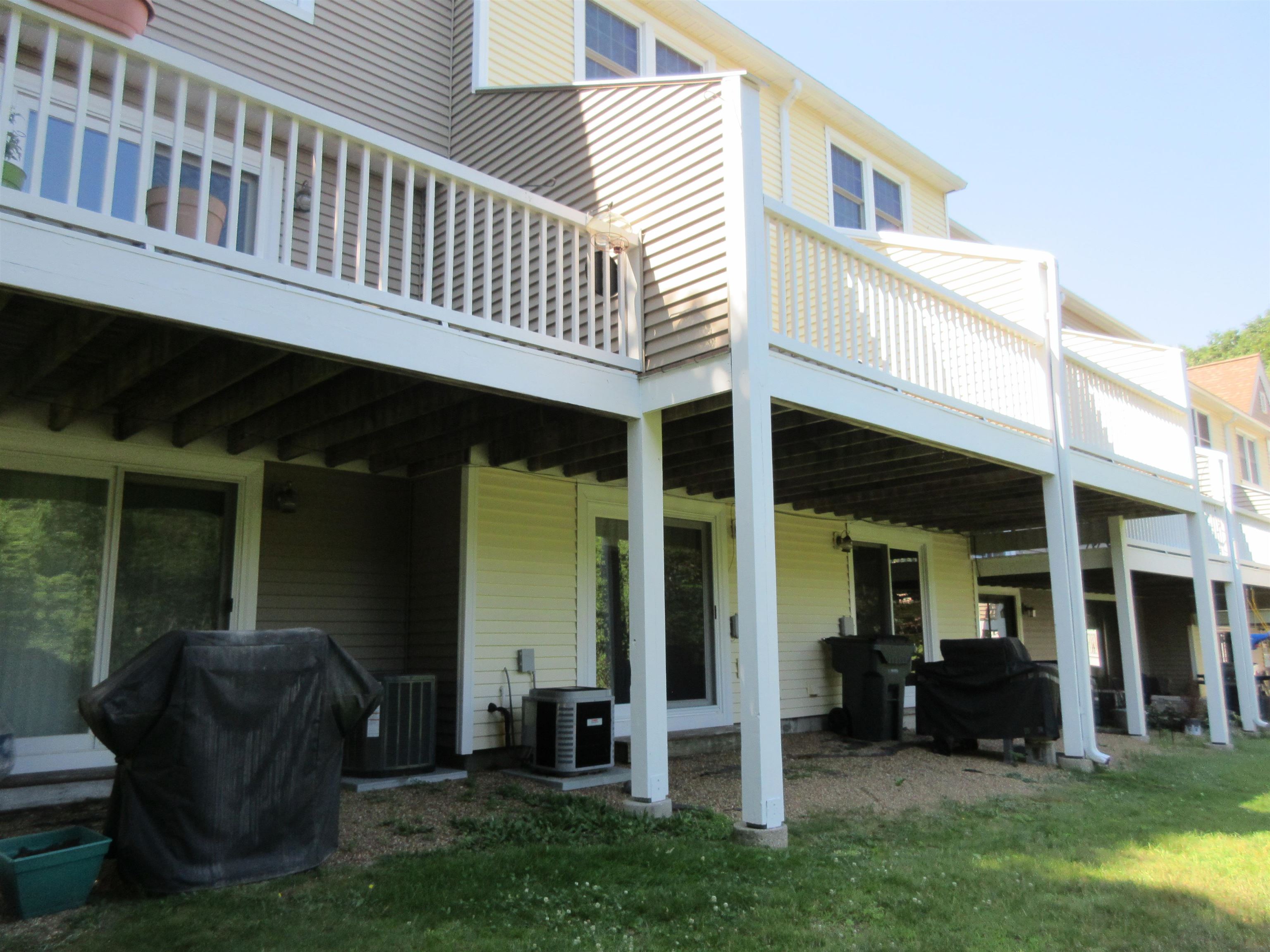 413 Fox Hollow Way