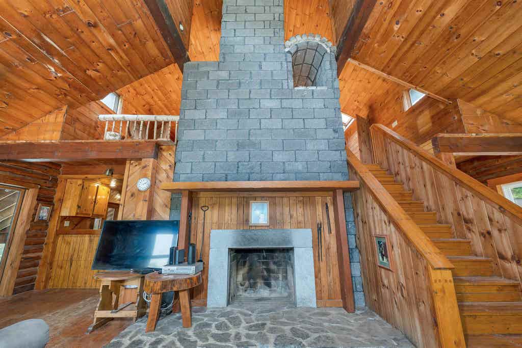 Photo of 36 Stinson Road, Plymouth, NH 03264 (MLS # 5104928)
