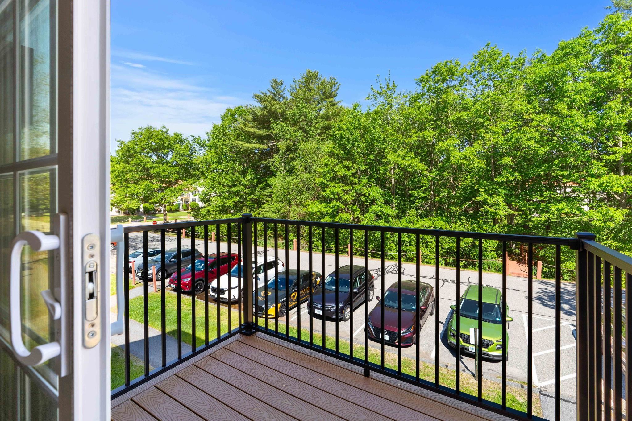 910 White Cedar Boulevard
