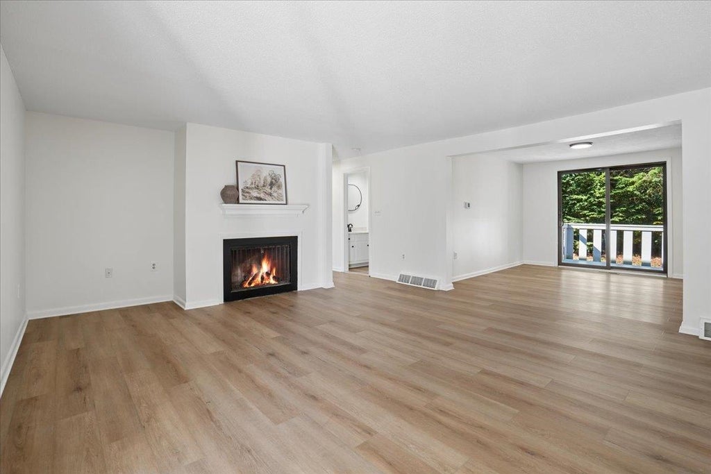Photo of 6 Black Oak Drive #Unit E-6, Nashua, NH 03062 (MLS # 5108773)