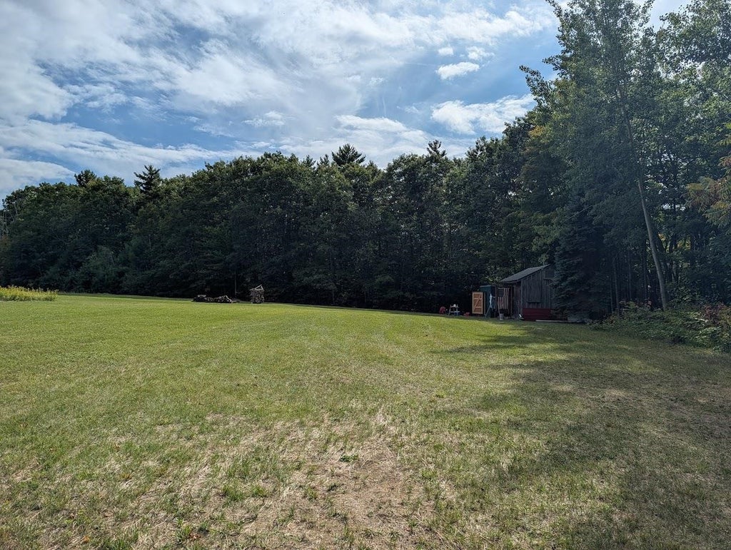 Photo of 1422 Upper City Road, Pittsfield, NH 03263 (MLS # 5110385)
