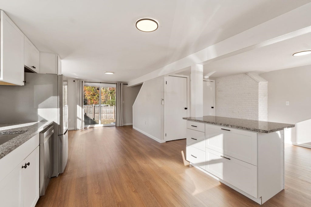 Photo of 225 Shannon Road #B, Salem, NH 03079 (MLS # 5114628)