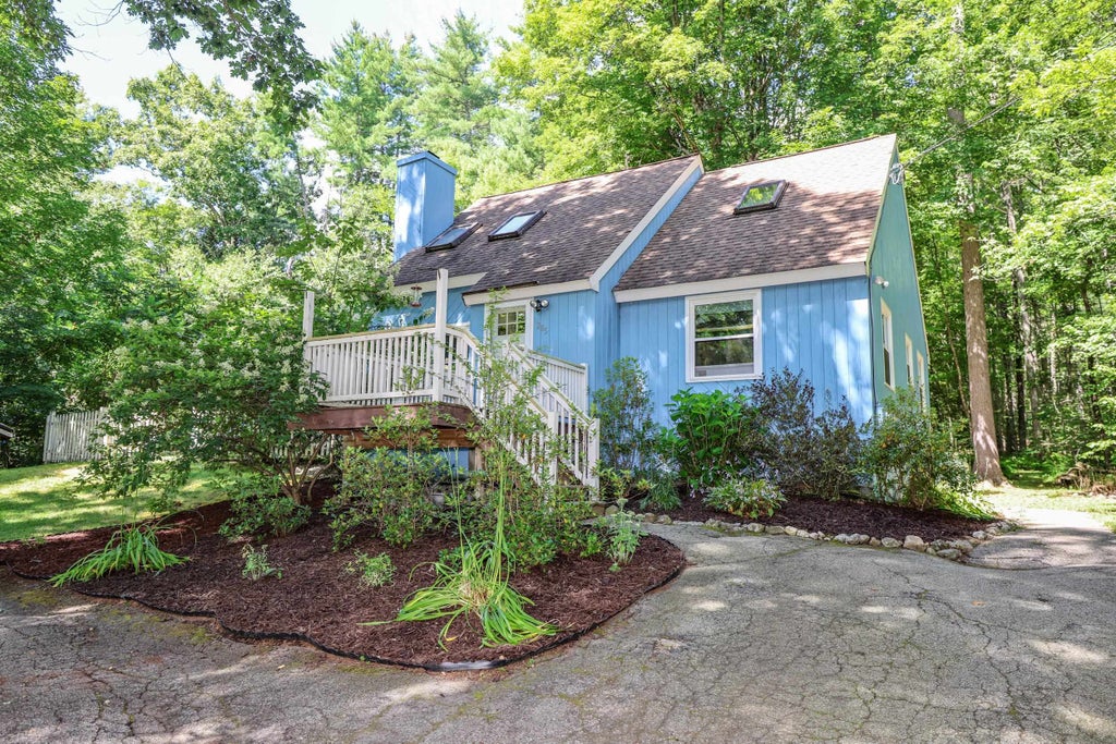 Photo of 285 Colby Road, Weare, NH 03281 (MLS # 5107015)