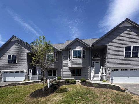 Photo of 60 Sunset Ridge Road #60B, Epping, NH 03042 (MLS # 5101617)