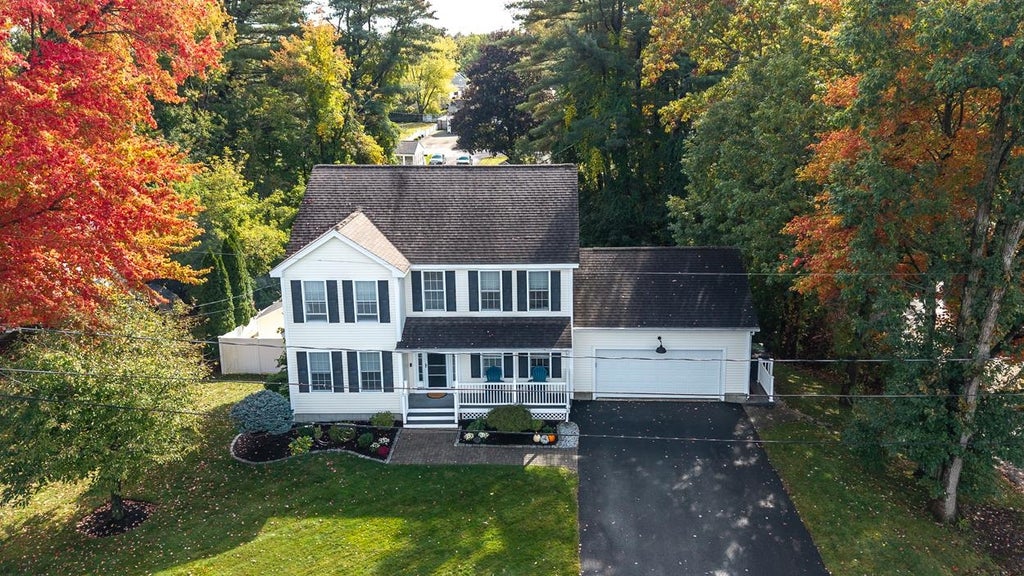 Photo of 15 New Hampshire Avenue, Nashua, NH 03063 (MLS # 5115813)