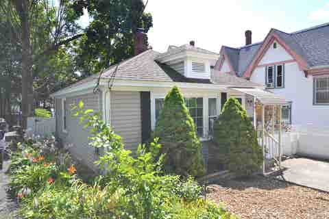 Photo of 461 Manchester Street, Manchester, NH 03103 (MLS # 5101676)