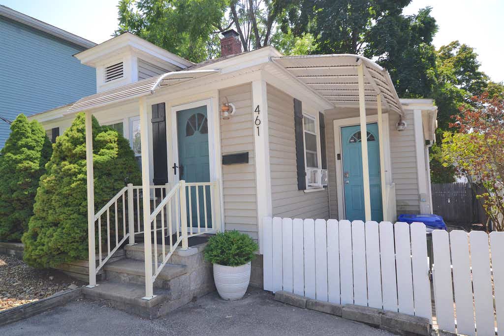 Photo of 461 Manchester Street, Manchester, NH 03103 (MLS # 5101676)