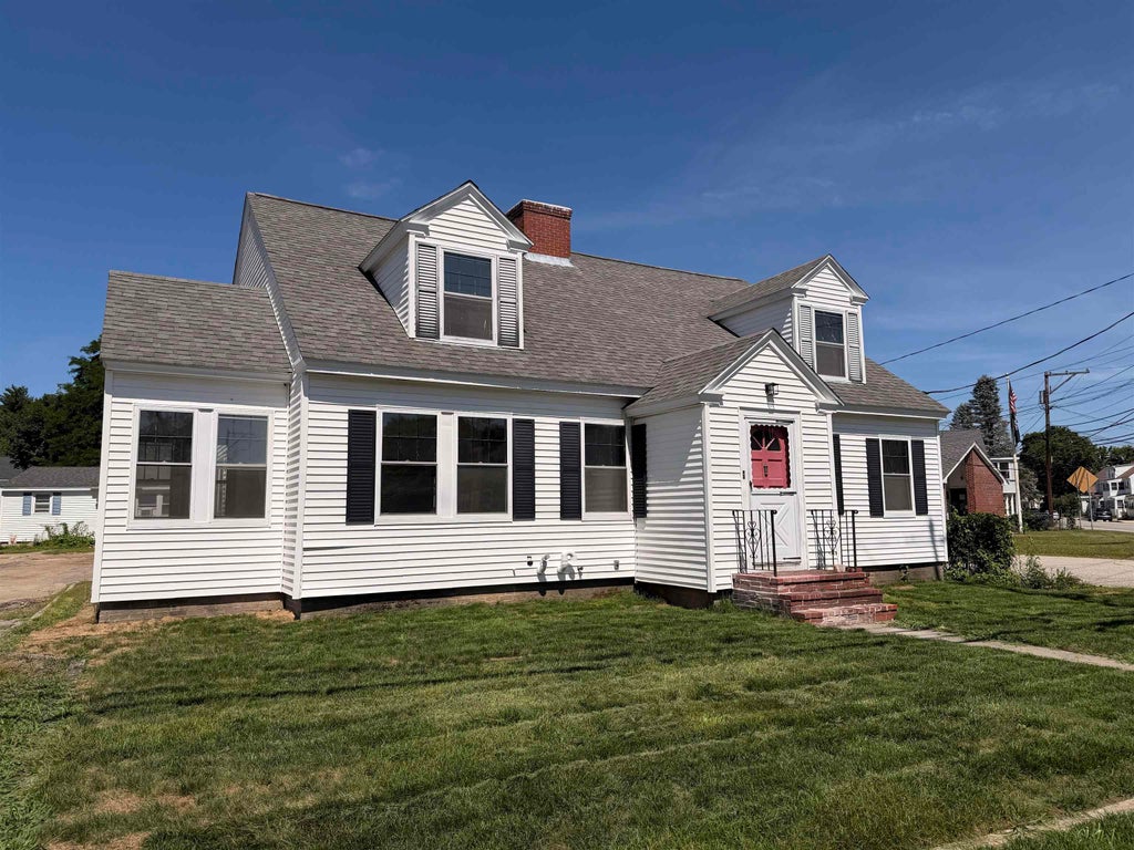 Photo of 1 Church Street, Rochester, NH 03839 (MLS # 5099192)
