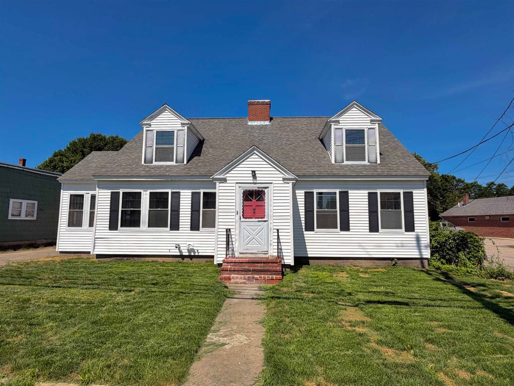 Photo of 1 Church Street, Rochester, NH 03839 (MLS # 5099192)