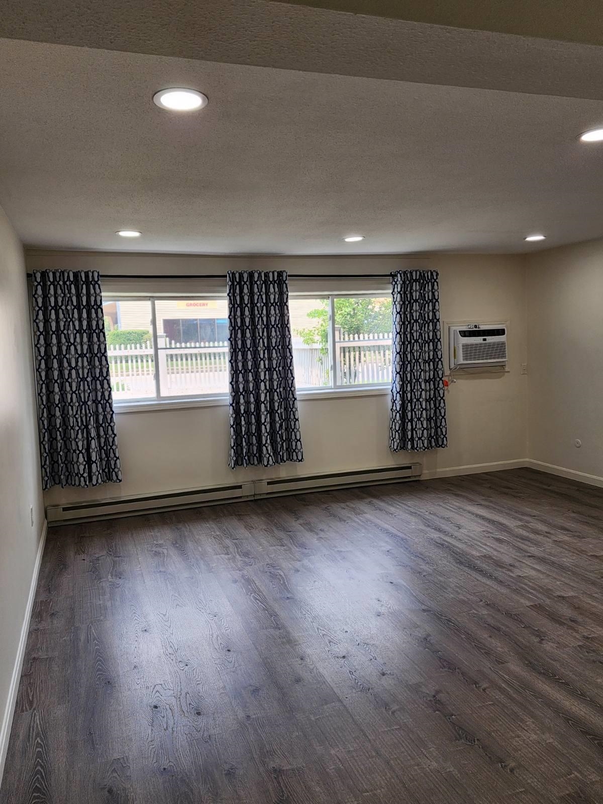 128 Loudon Road 2F