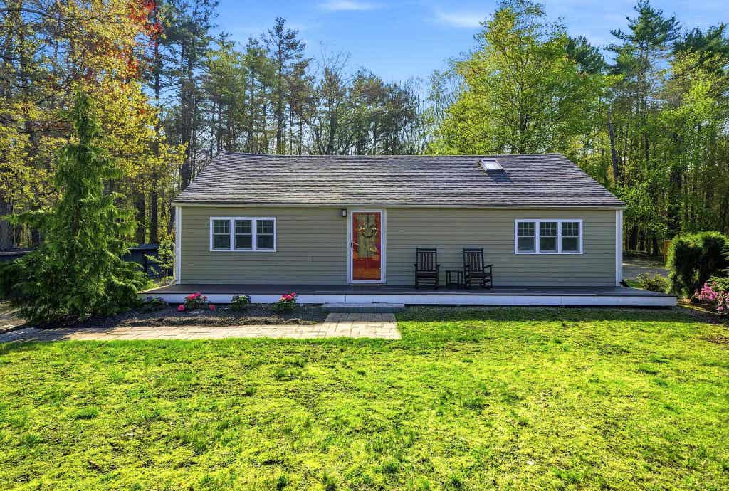 Photo of 115 Silver Lake Road, Hollis, NH 03049 (MLS # 5087163)