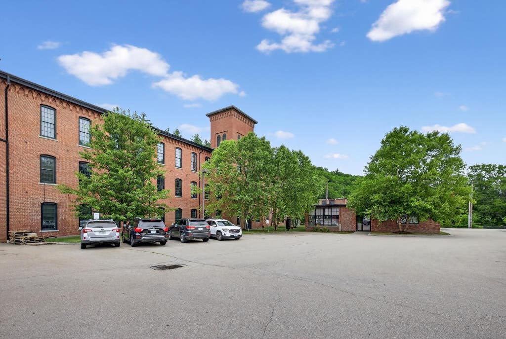 Photo of 37 Wilton Road #4, Milford, NH 03055 (MLS # 5093149)