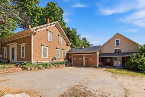 Photo of 934 First NH Turnpike, Northwood, NH 03261 (MLS # 5091880)