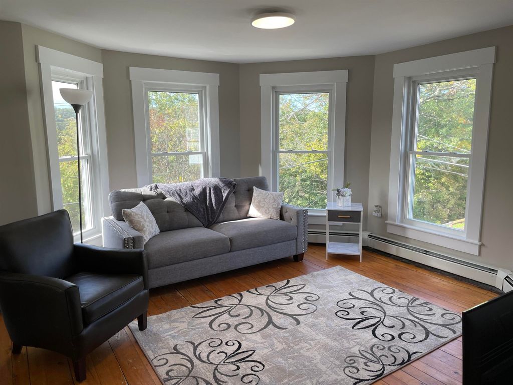 Photo of 26 Elm Street, Haverhill, NH 03785 (MLS # 5097325)