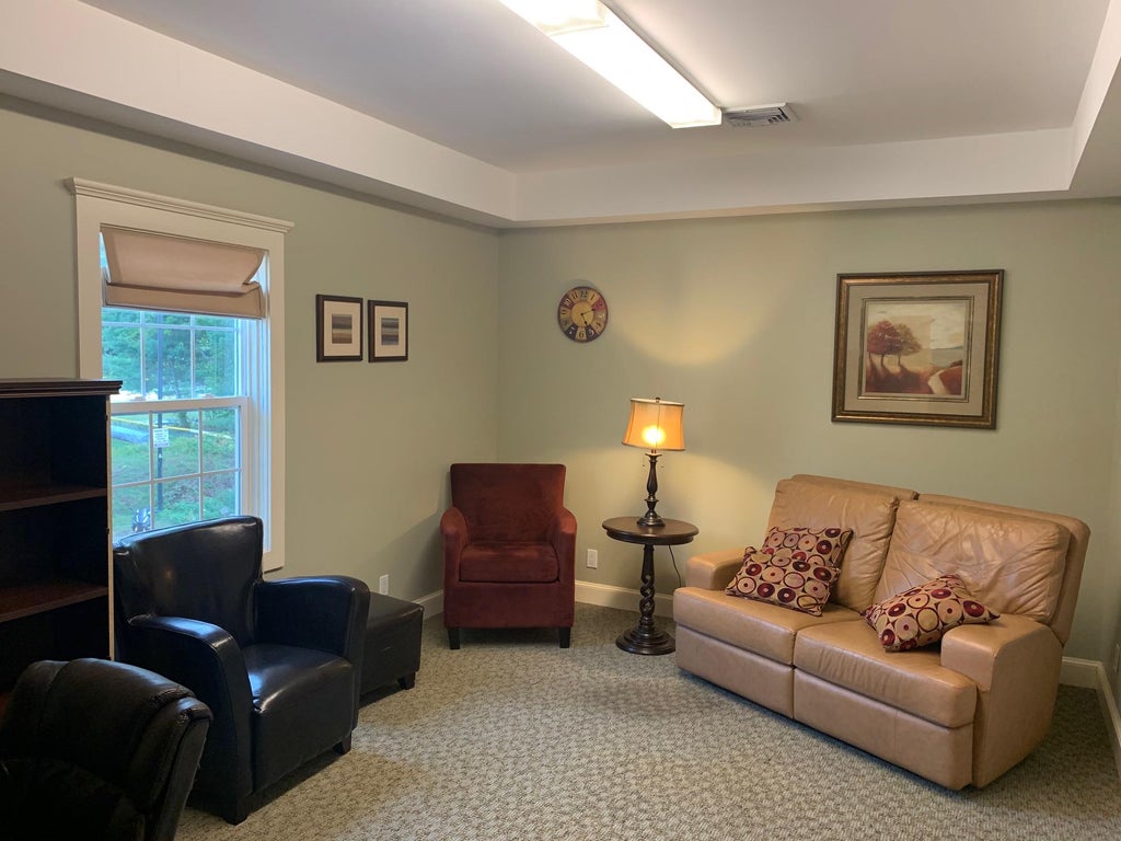 Photo of 172 NH Route 101 #D26, Bedford, NH 03110 (MLS # 5114591)