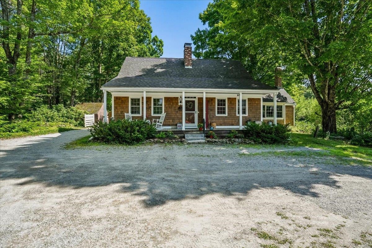 121 Stark Highway South