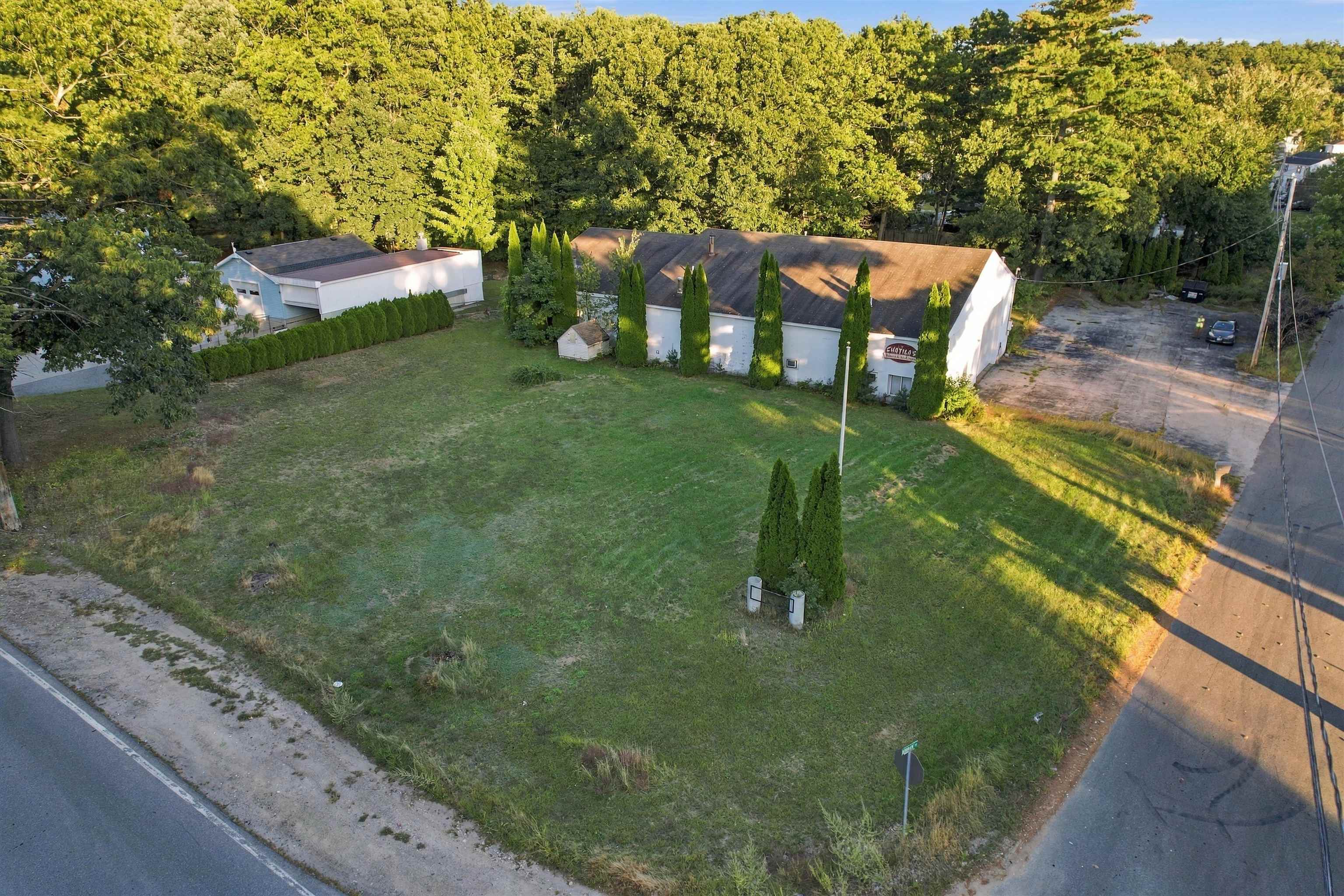 22 Kendall Pond Road