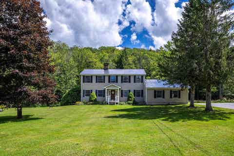 Photo of 6694 Route 11, Londonderry, VT 05148 (MLS # 5105598)