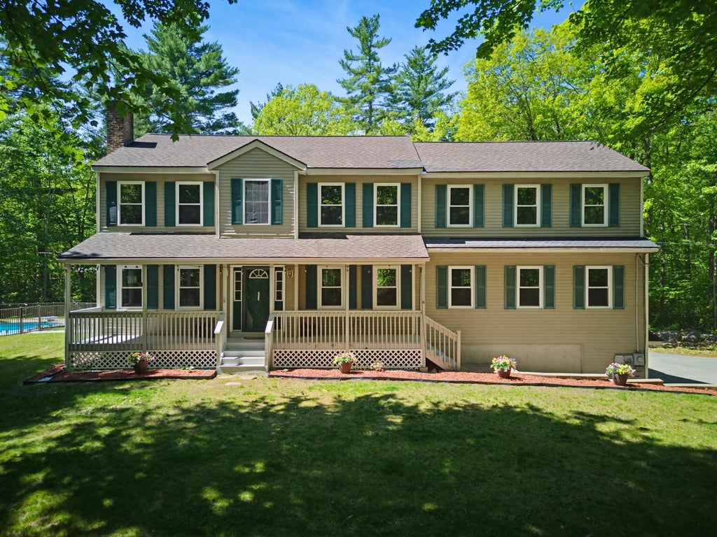 Photo of 73 Jenkins Road, Bedford, NH 03110 (MLS # 5091037)