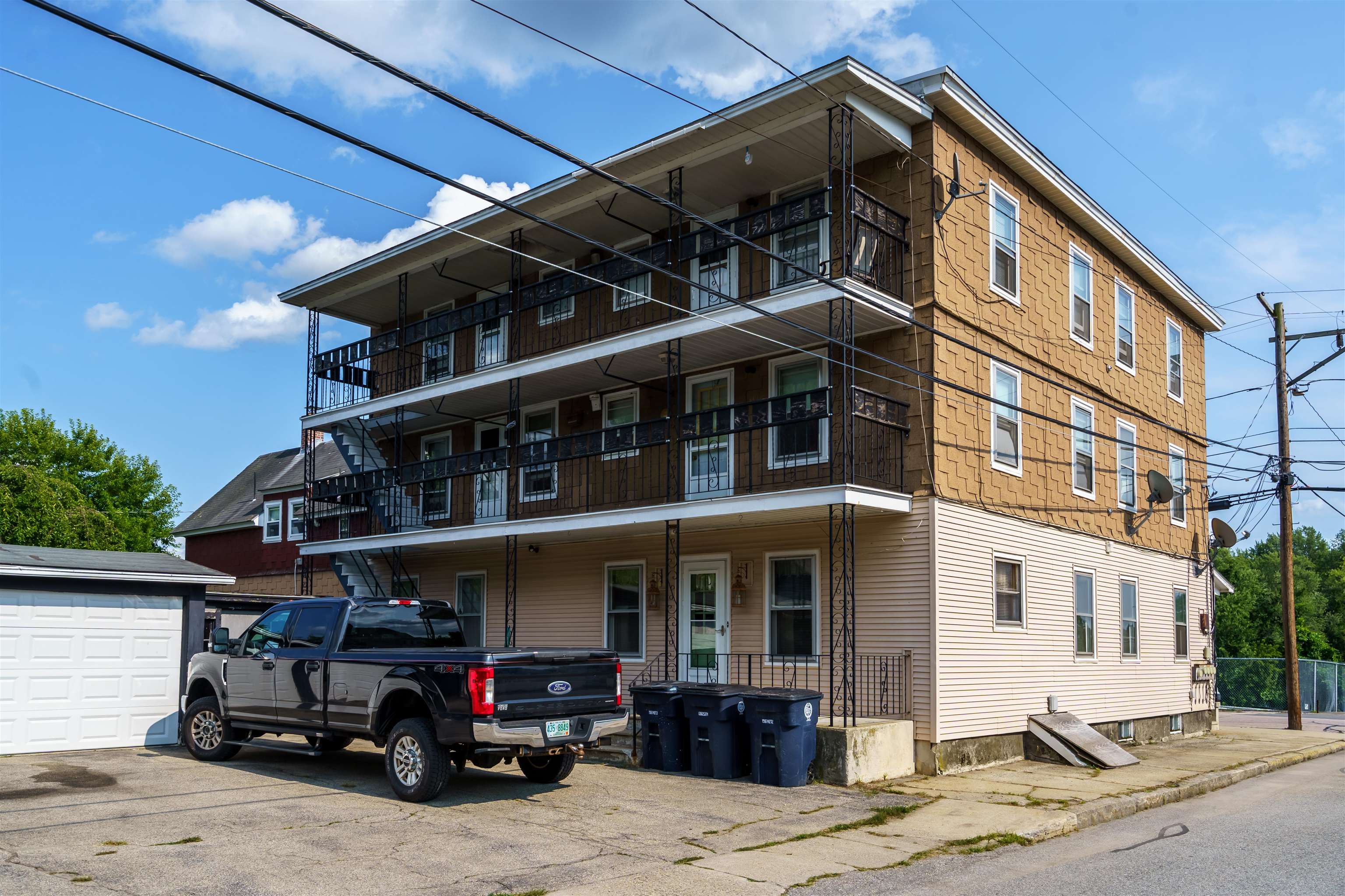 92 Lock Street