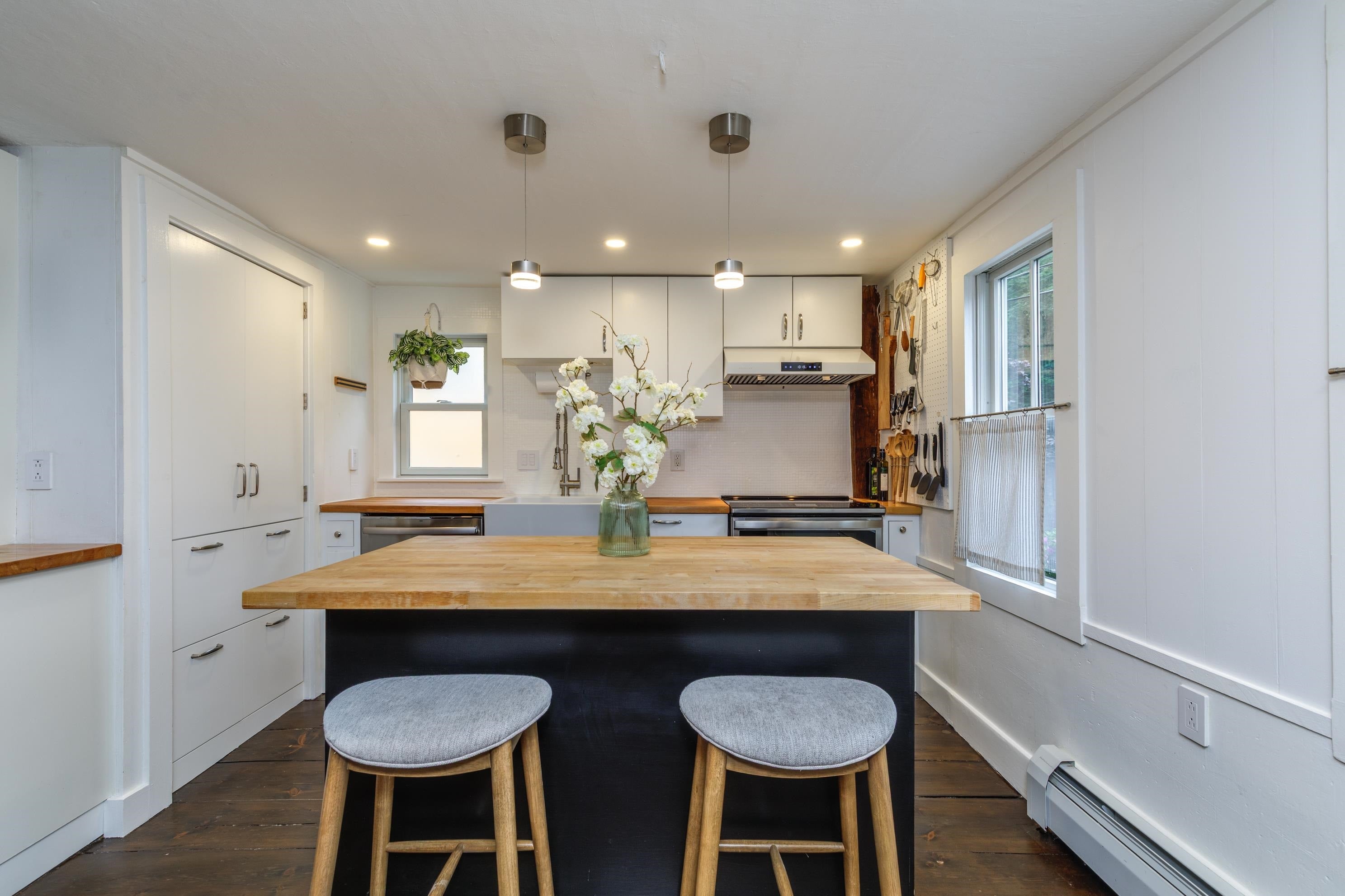 2004 Hopkinton Road