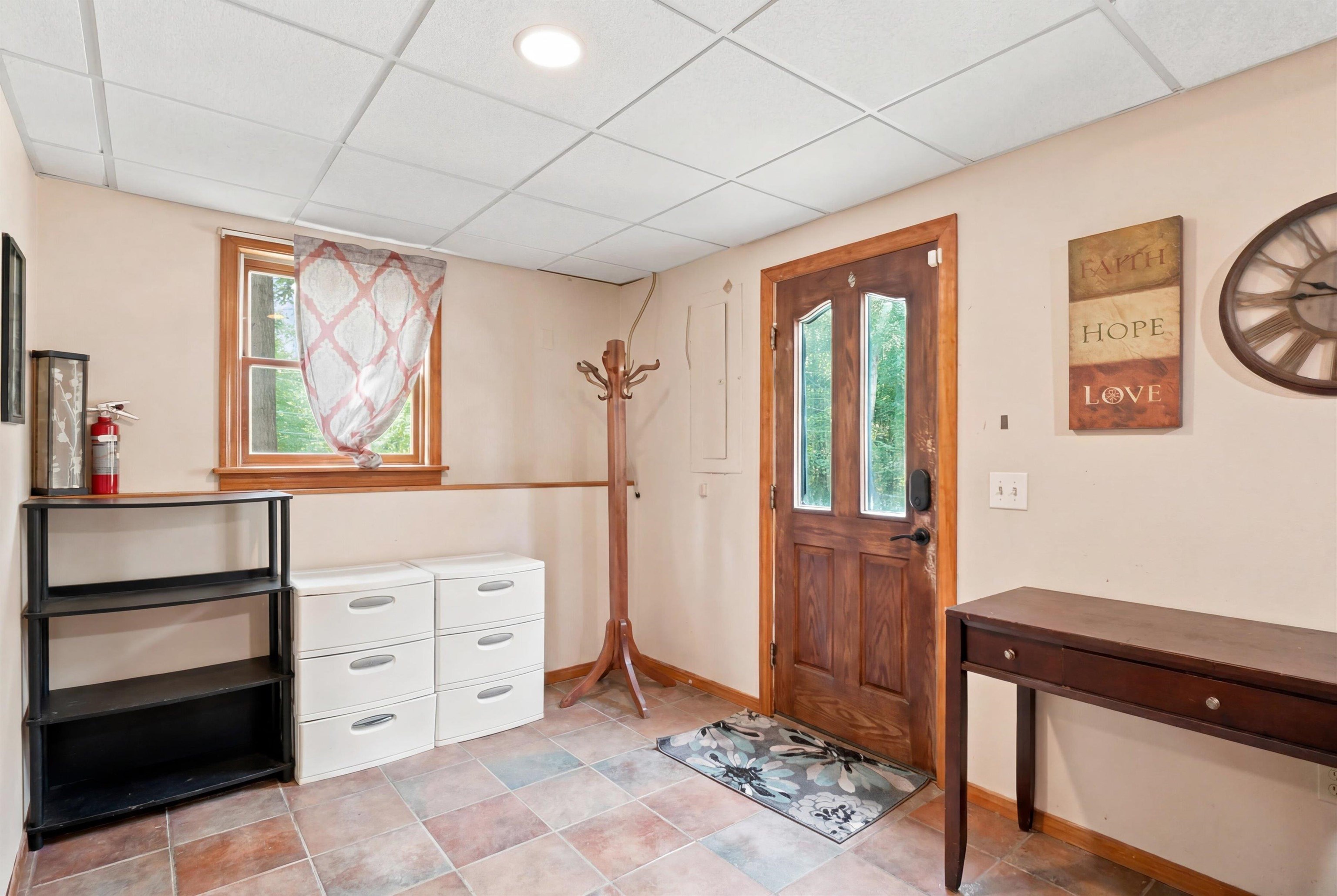 25 Pinewood Loop