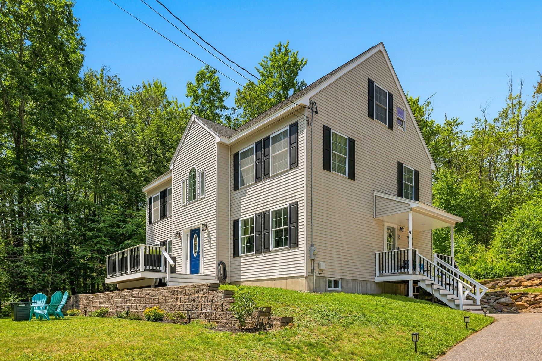 8 Lancelot Road