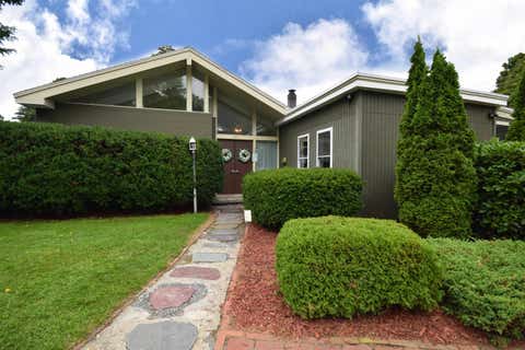 Photo of 789 South Prospect Street, Burlington, VT 05401 (MLS # 5106235)