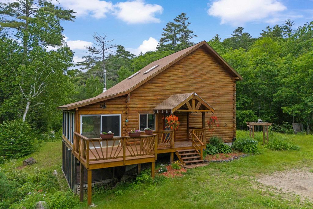 Photo of 388 Perch Pond Road, Holderness, NH 03245 (MLS # 5096081)
