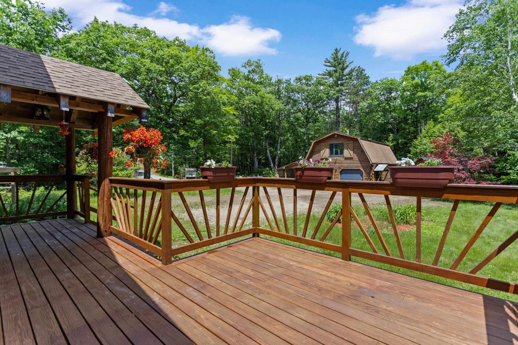 Photo of 388 Perch Pond Road, Holderness, NH 03245 (MLS # 5096081)