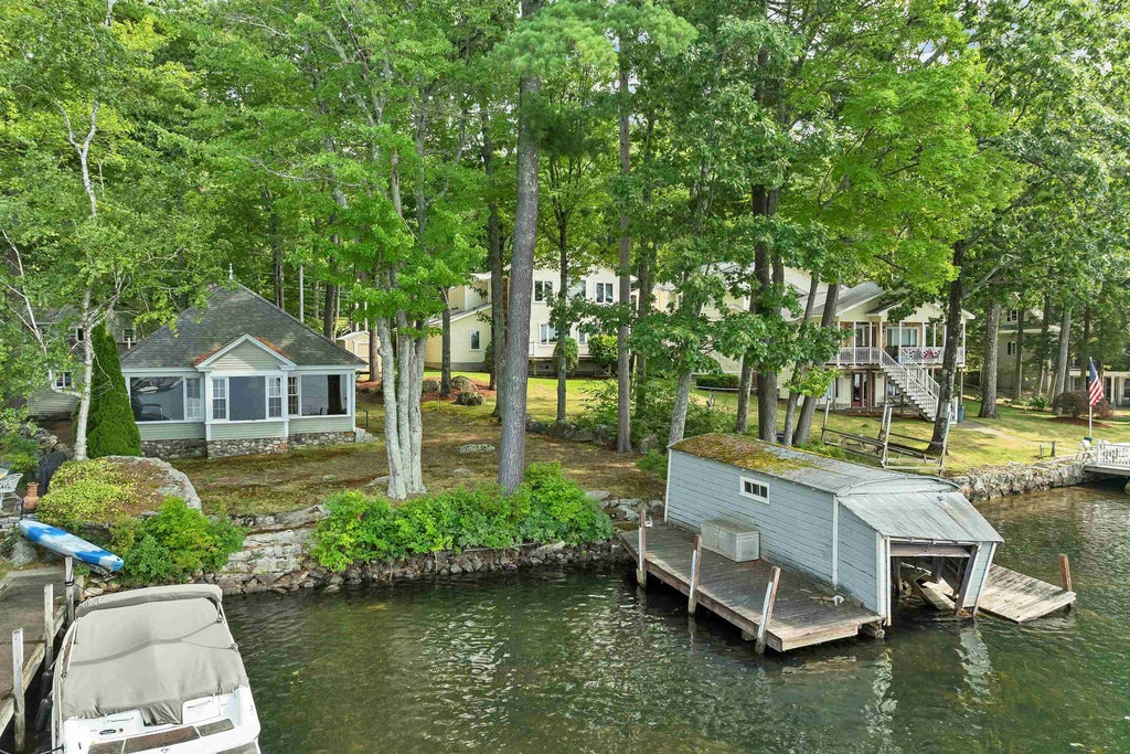 Photo of 19 Smith Cove Road, Gilford, NH 03249 (MLS # 5107388)
