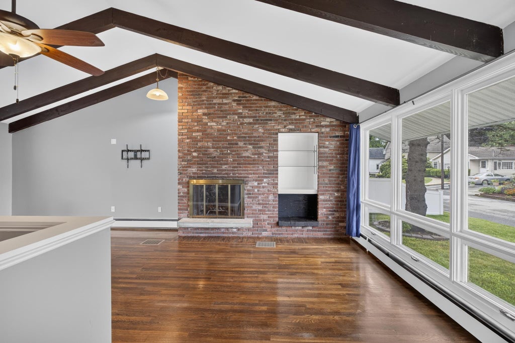 Photo of 143 Highland Park Avenue, Manchester, NH 03103 (MLS # 5096462)