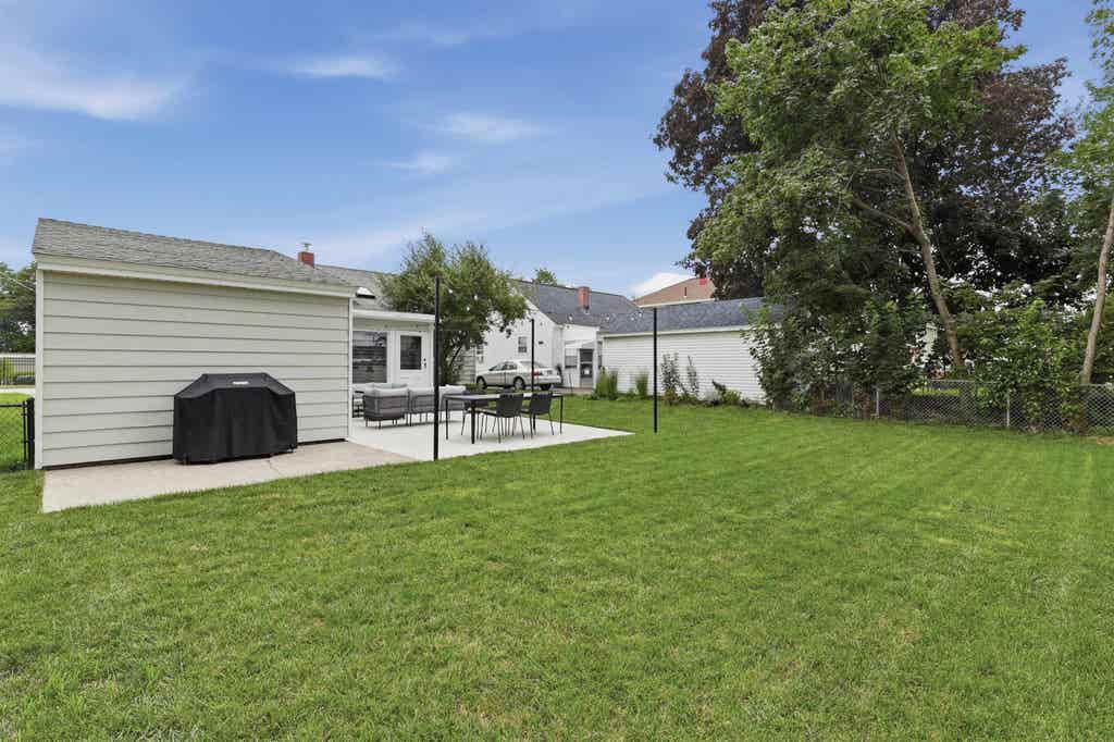 Photo of 102 Burke Street, Nashua, NH 03060 (MLS # 5104742)