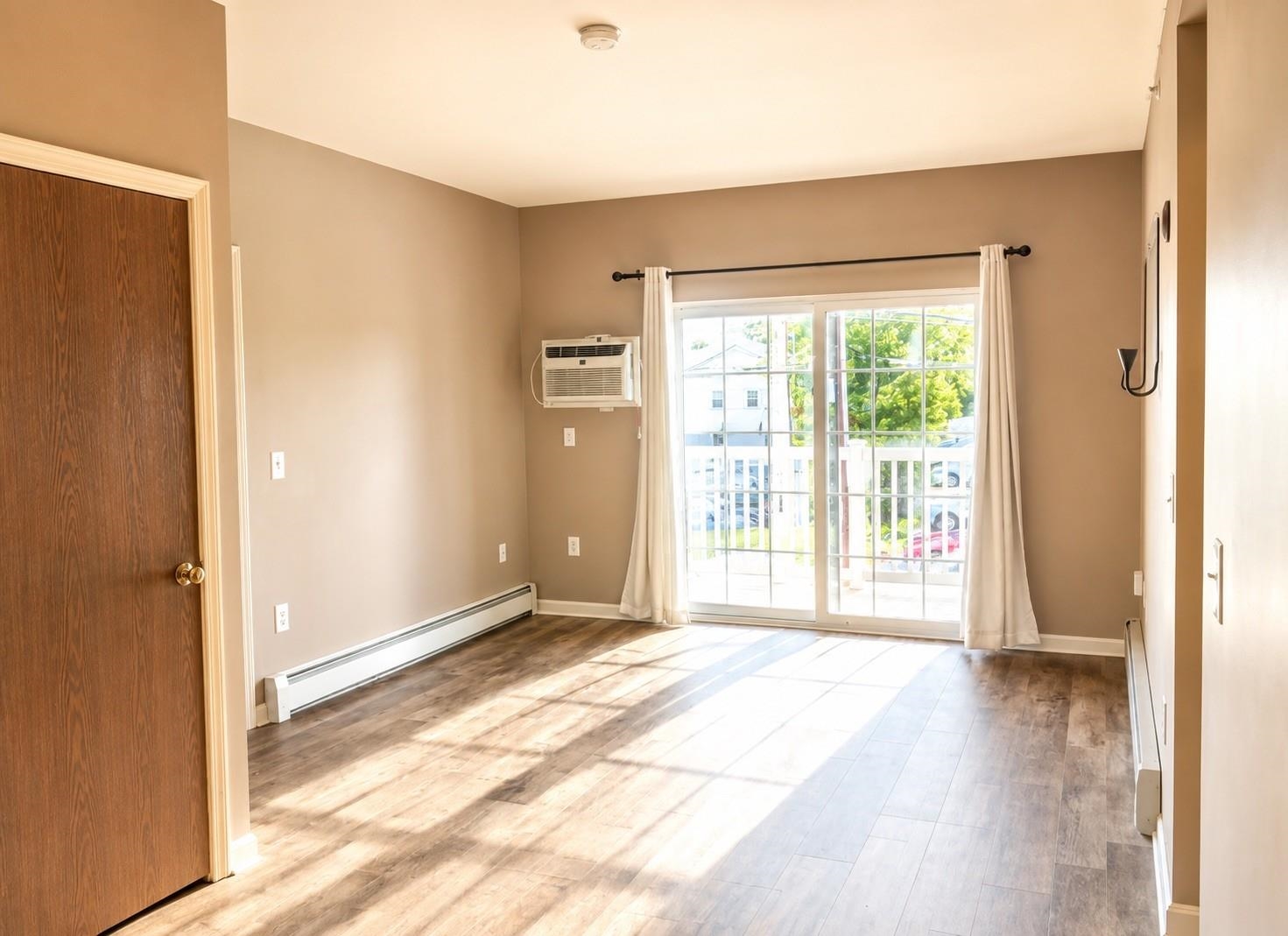 18 Harbor Avenue 212