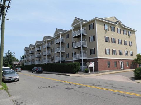 Photo of 18 Harbor Avenue #212, Nashua, NH 03060 (MLS # 5100855)