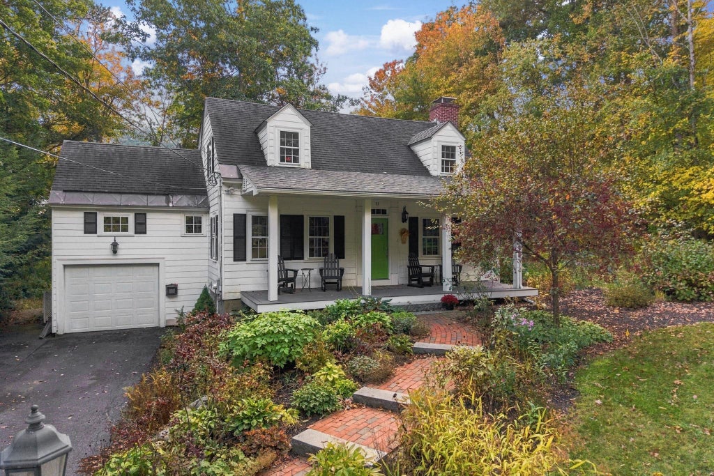 Photo of 11 Thayer Pond Road, Concord, NH 03301 (MLS # 5113899)