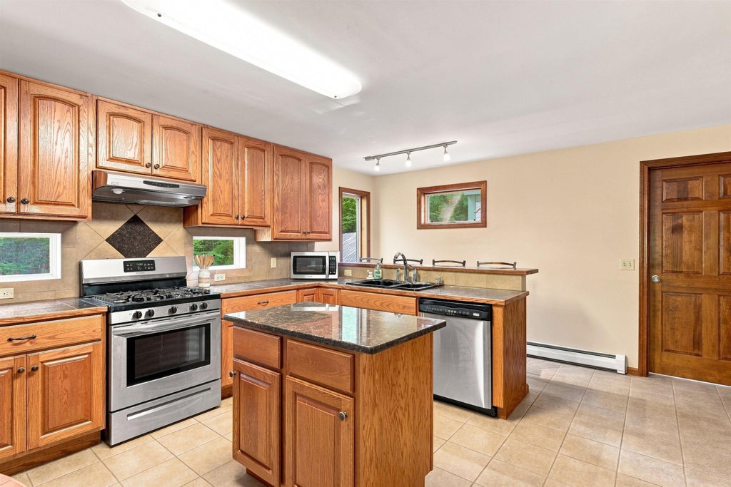 Photo of 1244 North Road, Sutton, NH 03260 (MLS # 5104350)