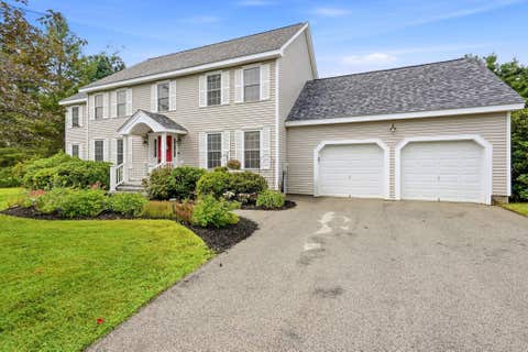 Photo of 14 Sweet William Circle, Nashua, NH 03062 (MLS # 5101386)