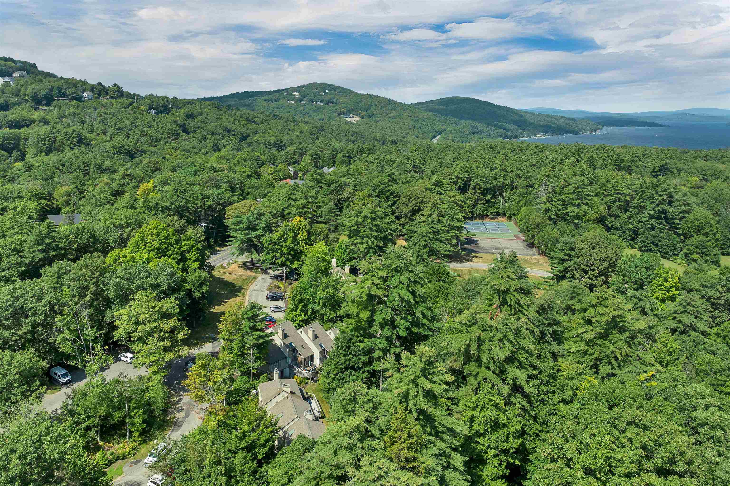 2696 Lake Shore Road 116