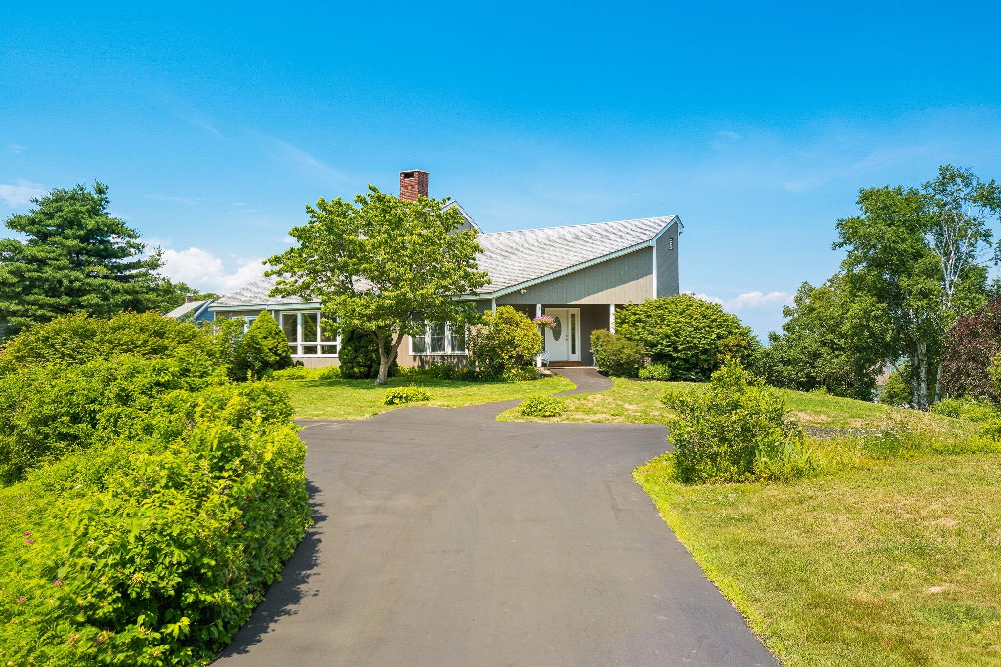 6 Beacon Hill Road